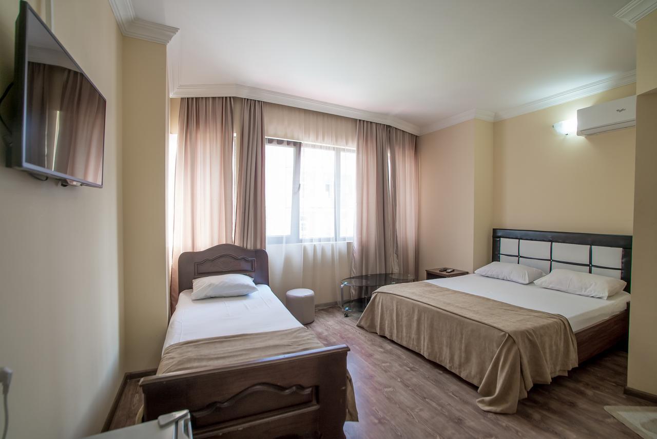 Hotel Dadiani บาทูมิ ภายนอก รูปภาพ